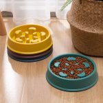 Pet Food Slow Eating Bowl, Non-slip Slow Food Feeder, Pet Supplies for Cats and Dogs